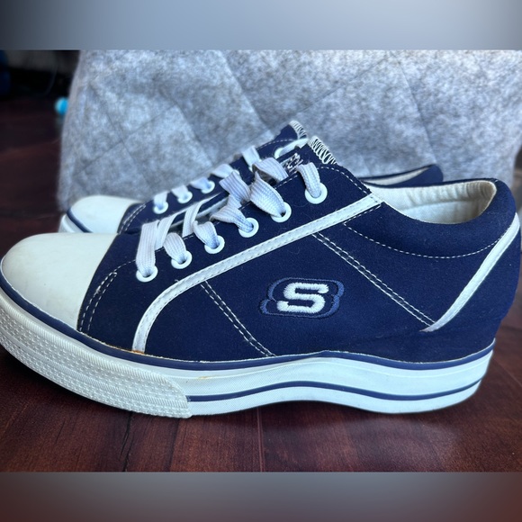 Skechers Something else Hidden Wedge Sneakers. Navy Blue/White. Women’s 7.5 US - Picture 3 of 3